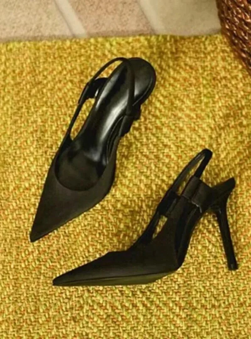 Scarpin Feminino Salto Fino Com Tira | Gabis - Image 8