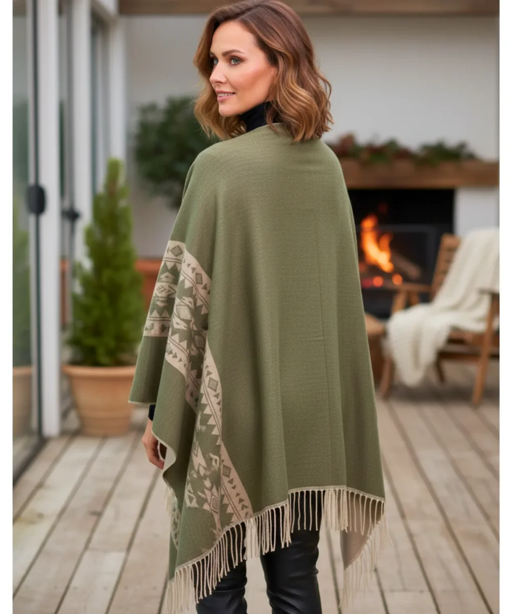 Poncho Feminino com Estampa Étnica Elegante | Itali - Image 3
